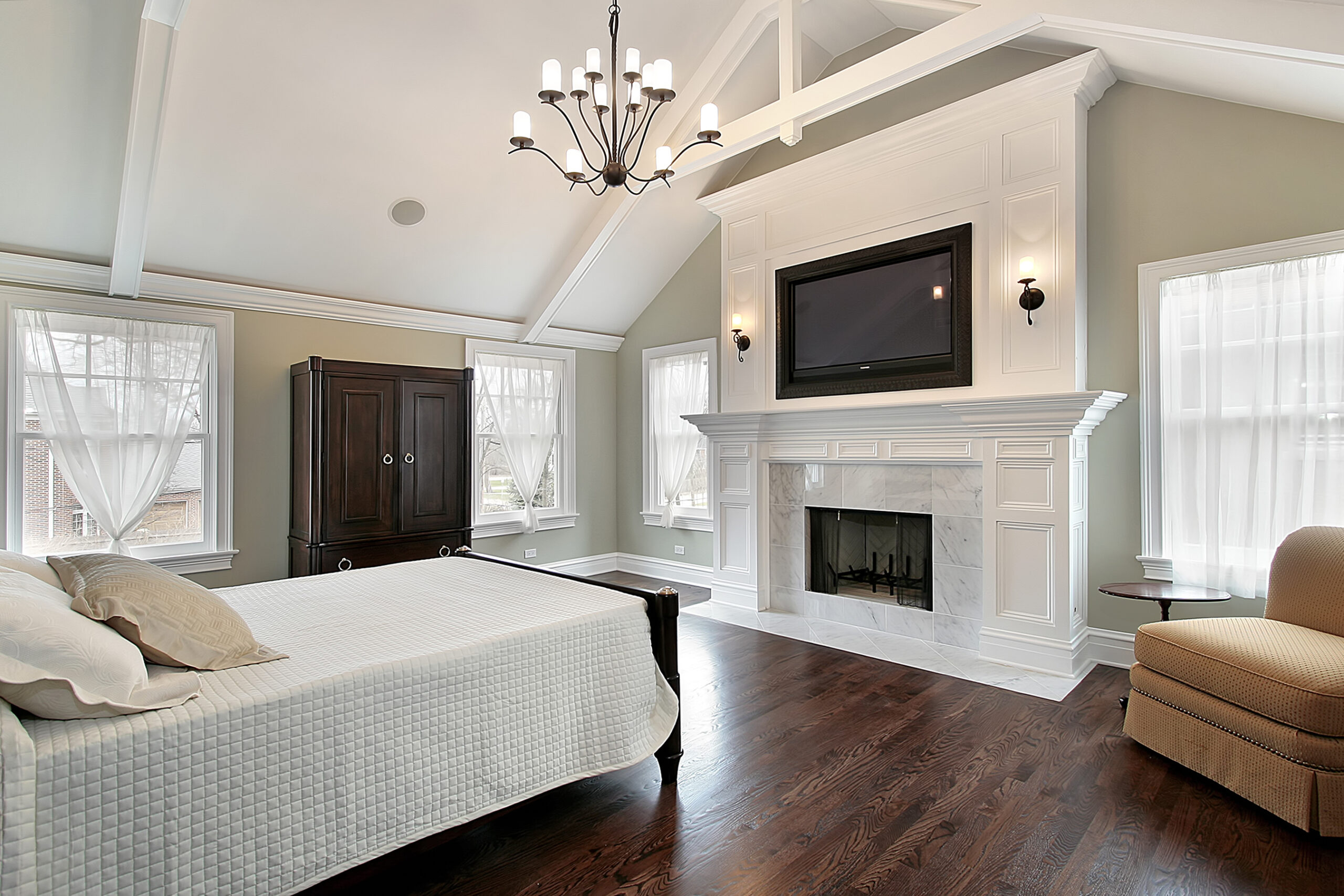 ColeVal Construction Utah Custom Homes master suites
Relaxing master bedroom