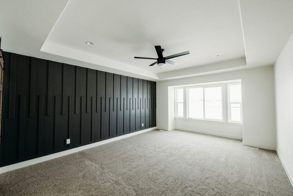 What Are Master Bedroom Feature Walls?